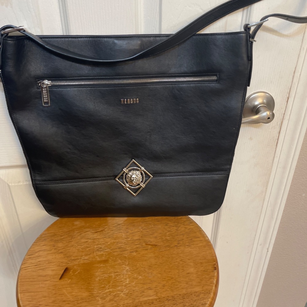 Hand Bag - Picture 3 of 4